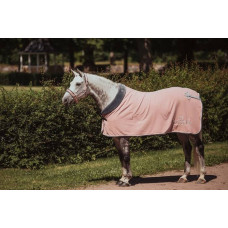 Попона флісова Fur Pink від Equestrian Stockholm